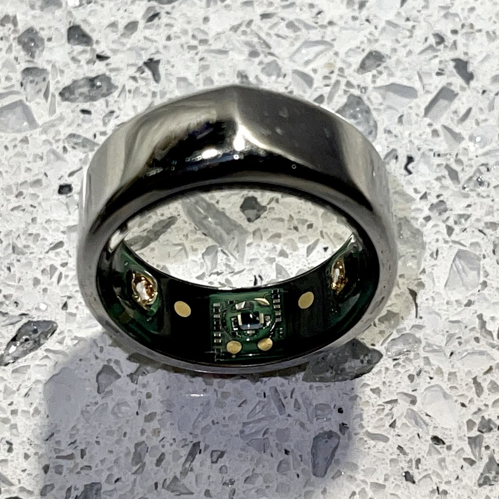 ✨Ōura Ring✨ Silver Balance Size 8 ✨Oura Ring✨